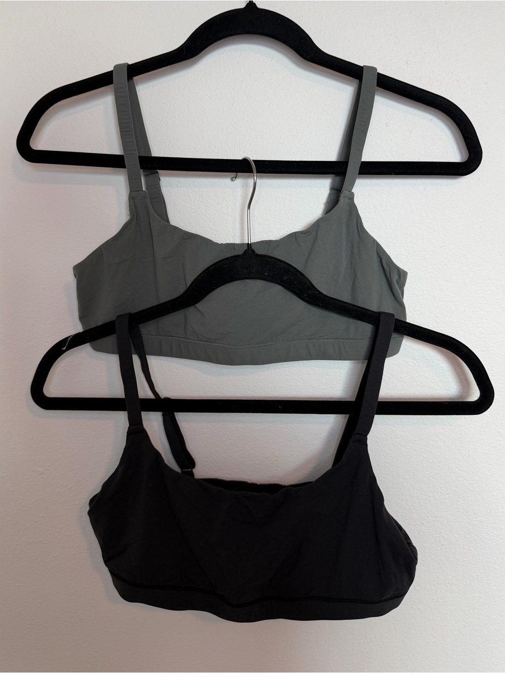 NWOT SKIMS Bundle (2) Fits Everybody Scoop Bralettes L